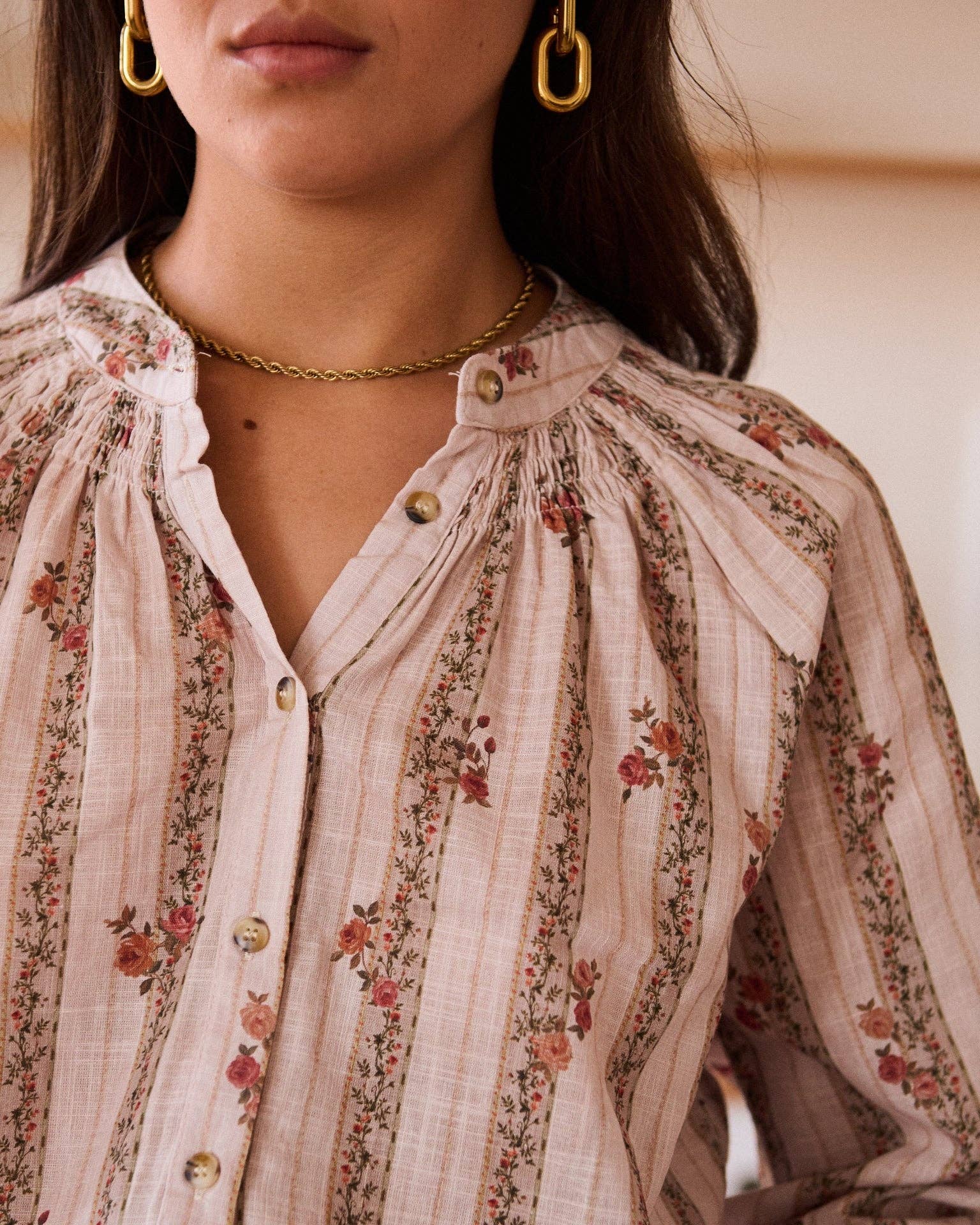 Héloïse Blouse: Taupe