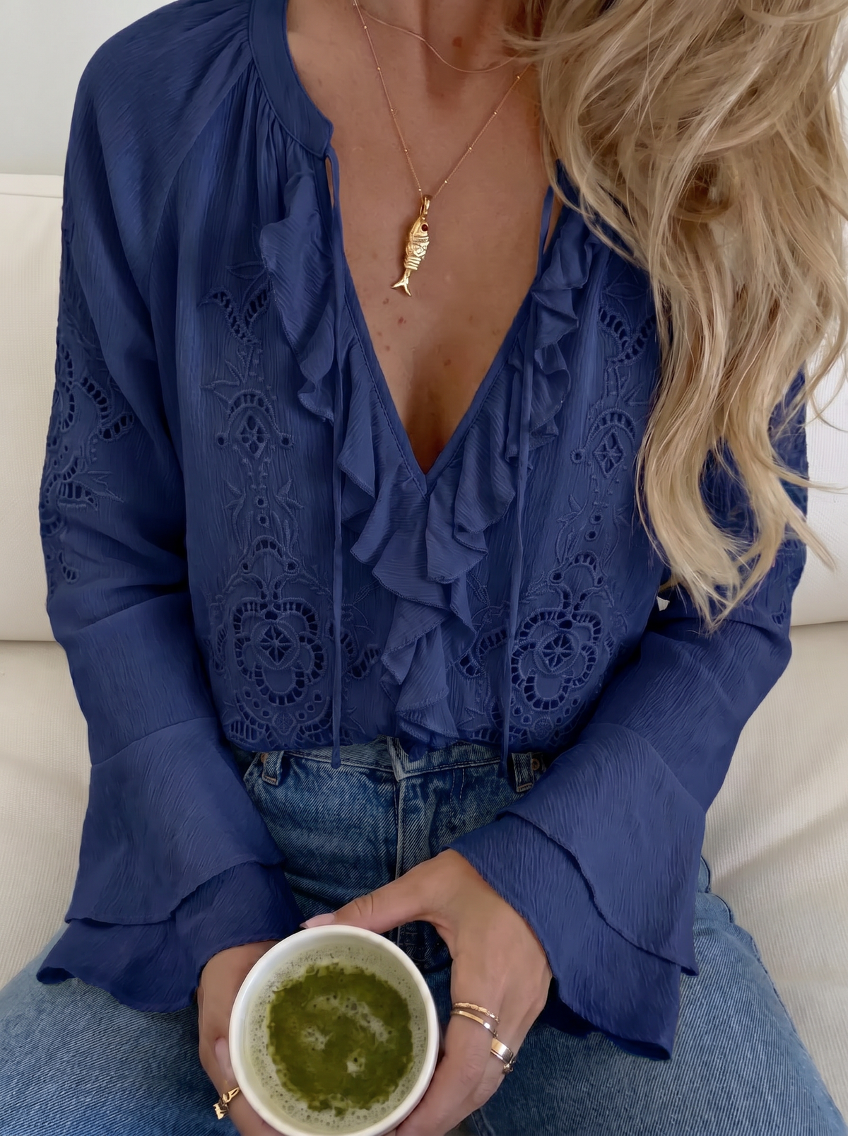 Cotton blouse in blue