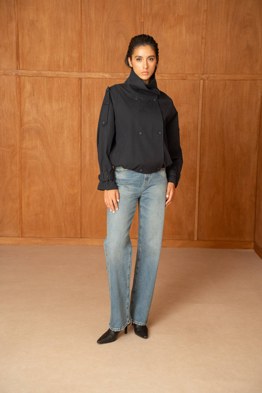 Short oversized trench-style jacket with stand up collar: black