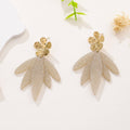 Hanina - Dangling earrings: Beige