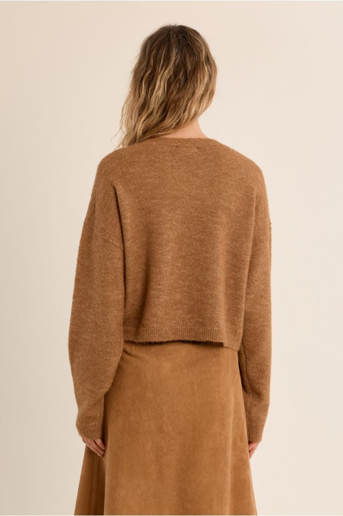 Fringed sweater with rhinestone in camel