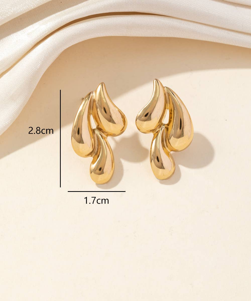 Stud Earrings: Golden