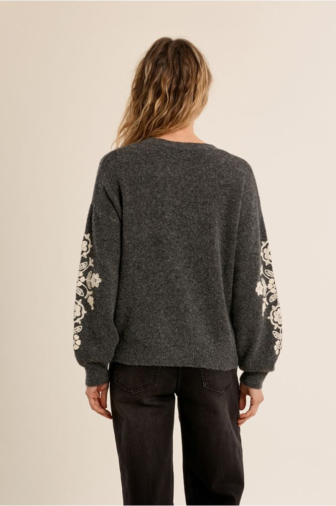 Knitted sweater in grey with cream embroidery