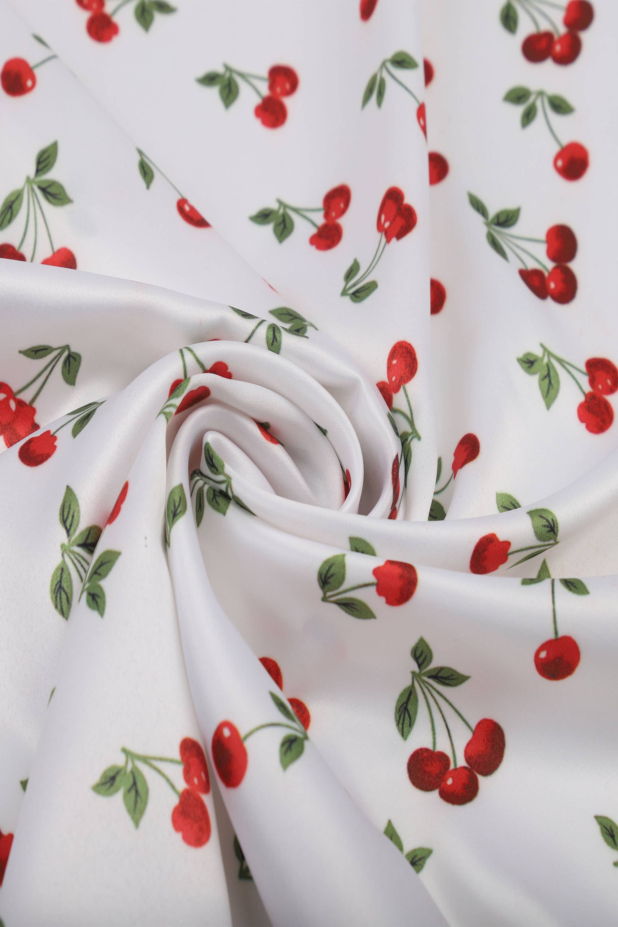 Small Silk-Touch Square Red