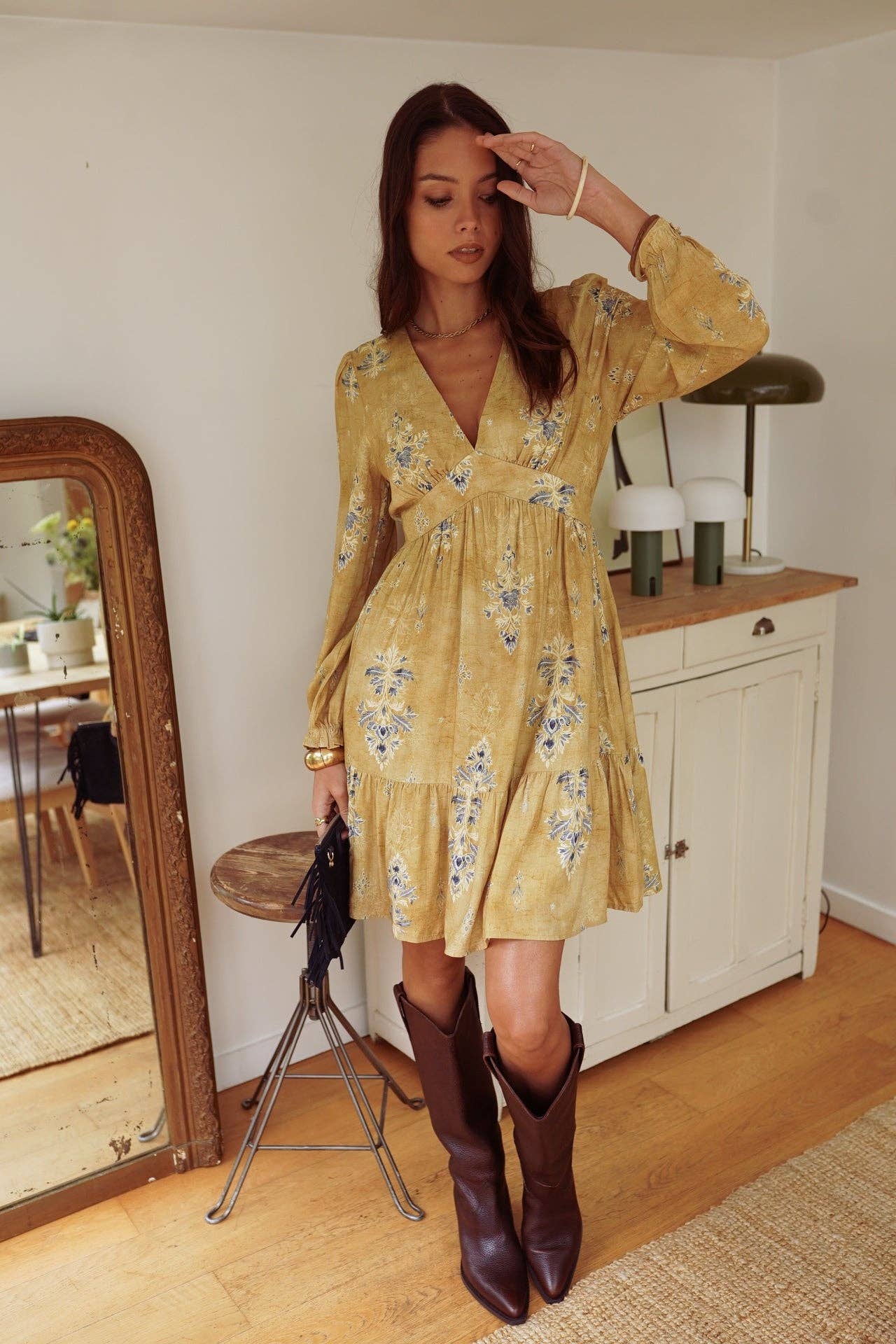 Hind dress: Jaune