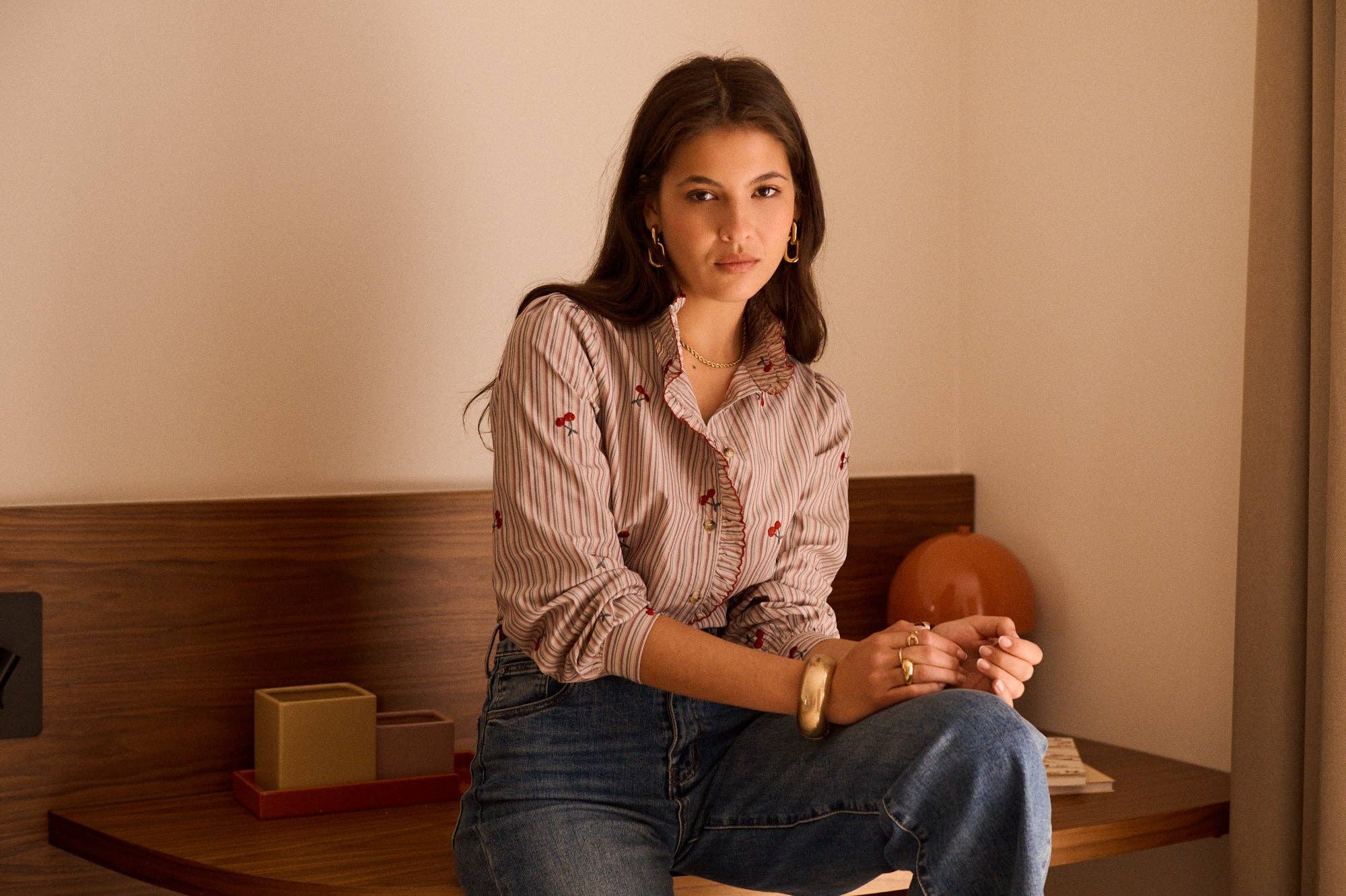 Lyna shirt: Beige