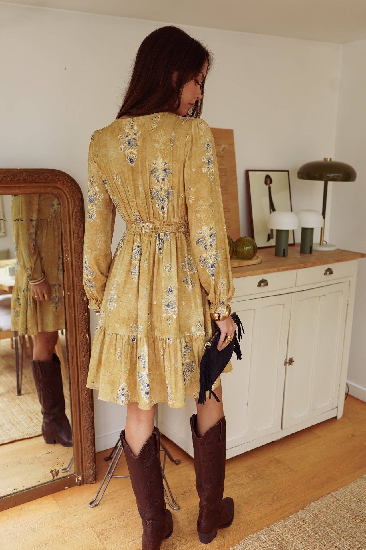 Hind dress: Jaune