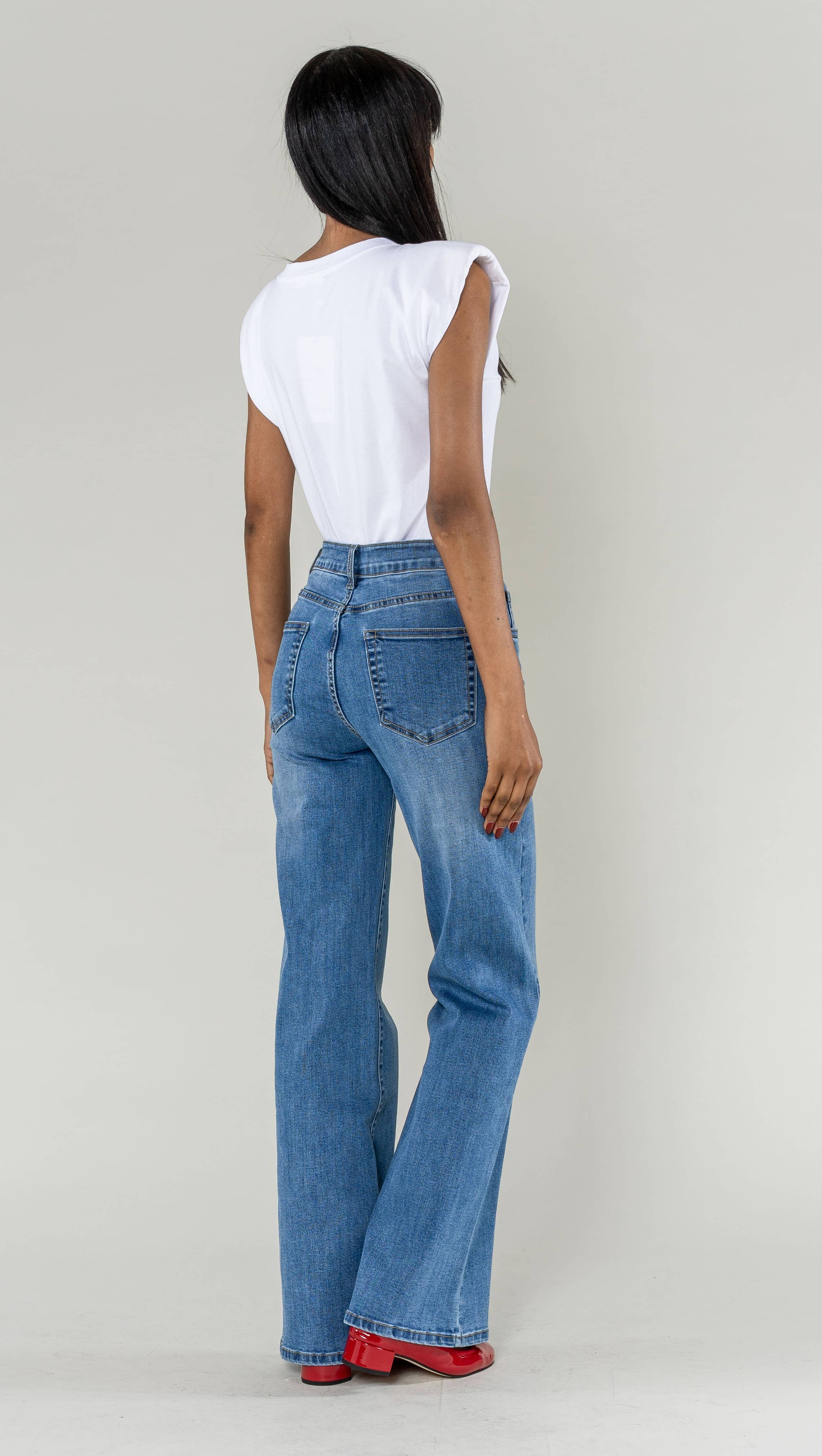 Asymmetric wide leg jeans in Faded blue