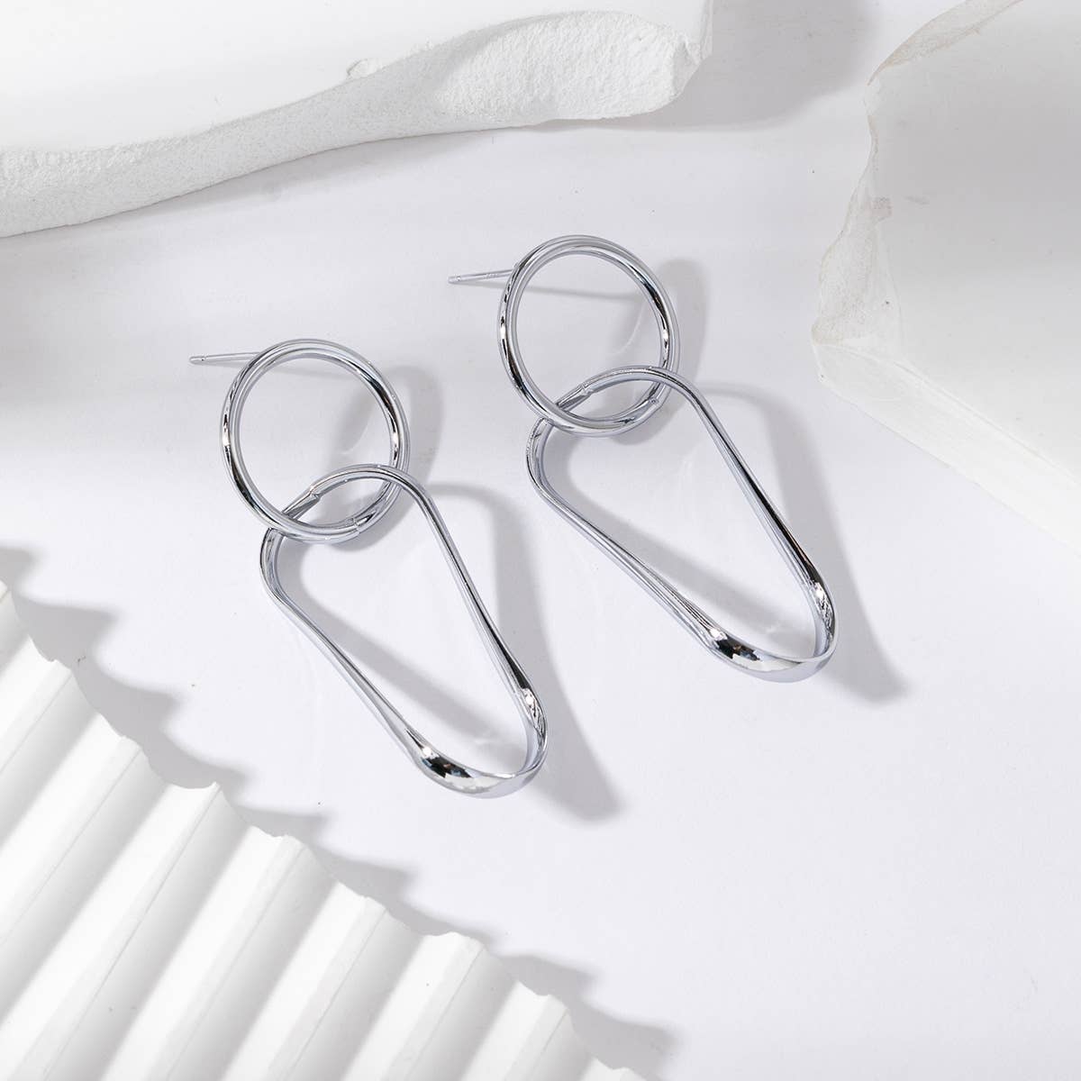 Circle drop earrings - Zoé: Silver