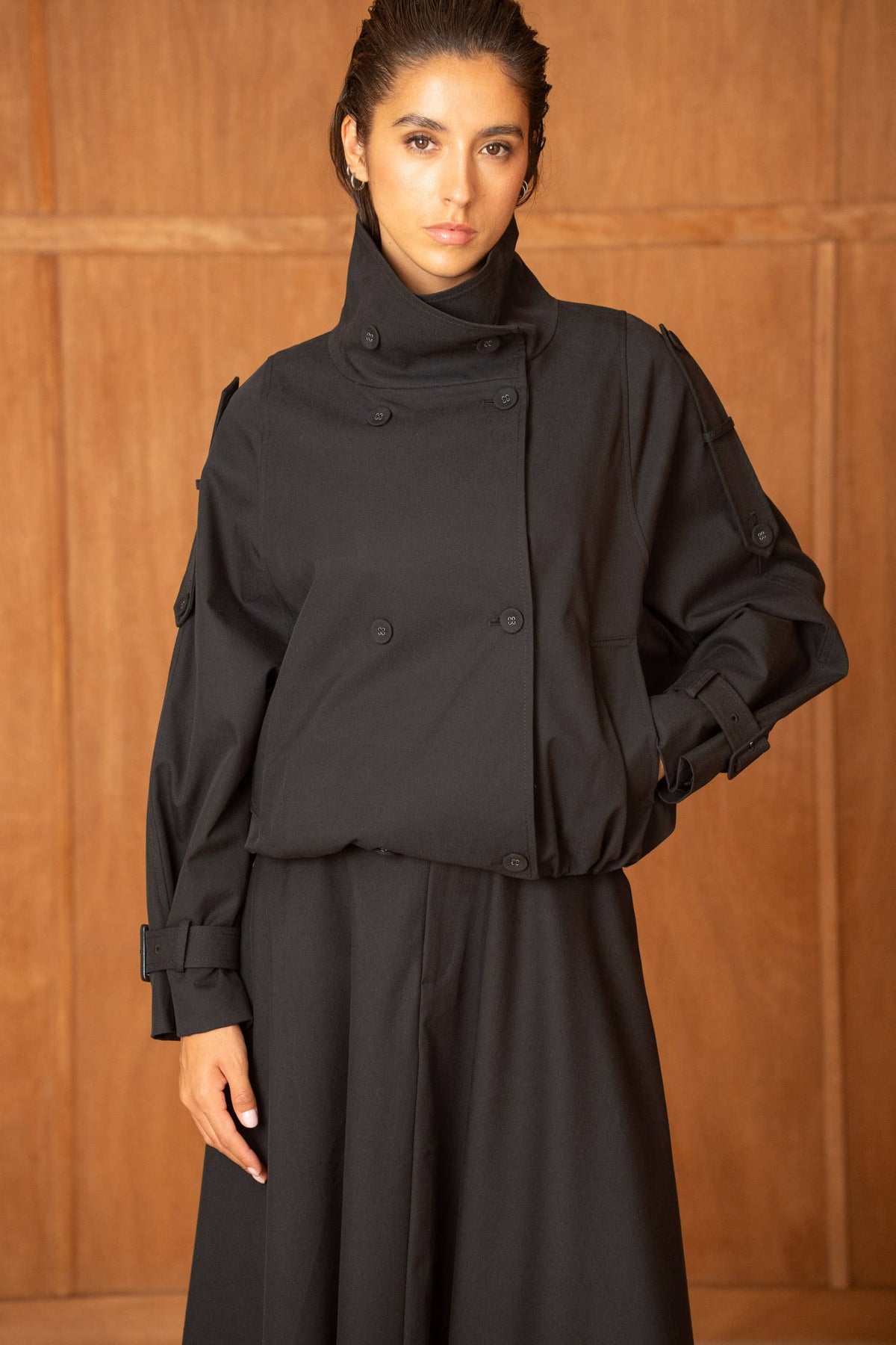 Short oversized trench-style jacket with stand up collar: black