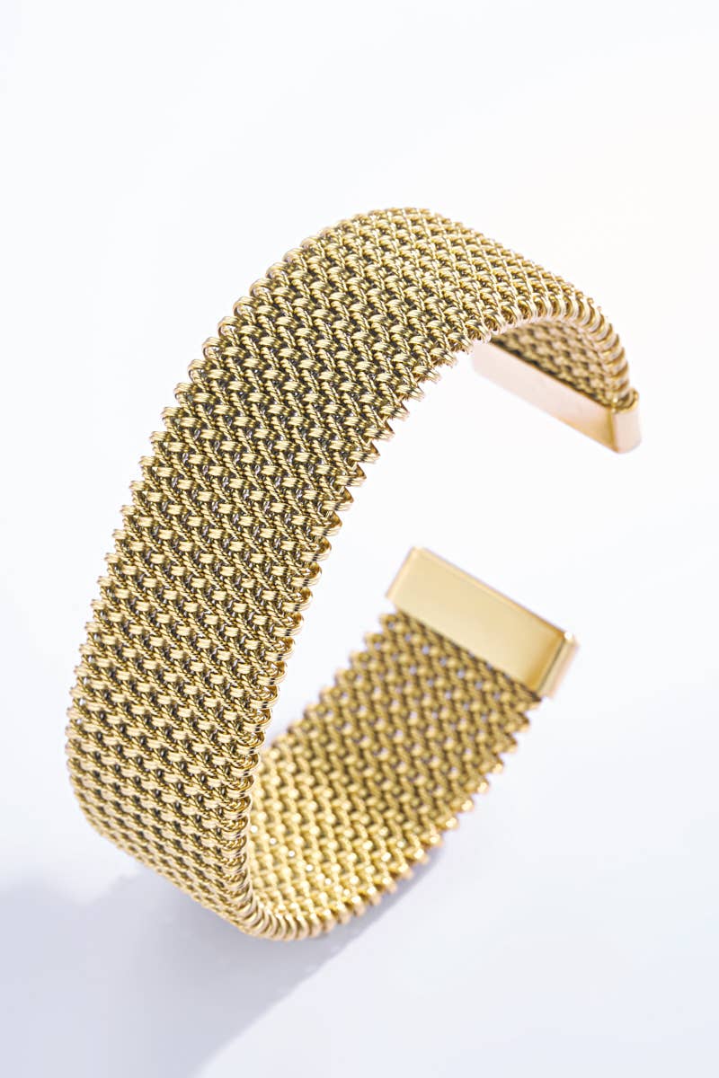 Stainless steel textured bangle bracelet: Gold