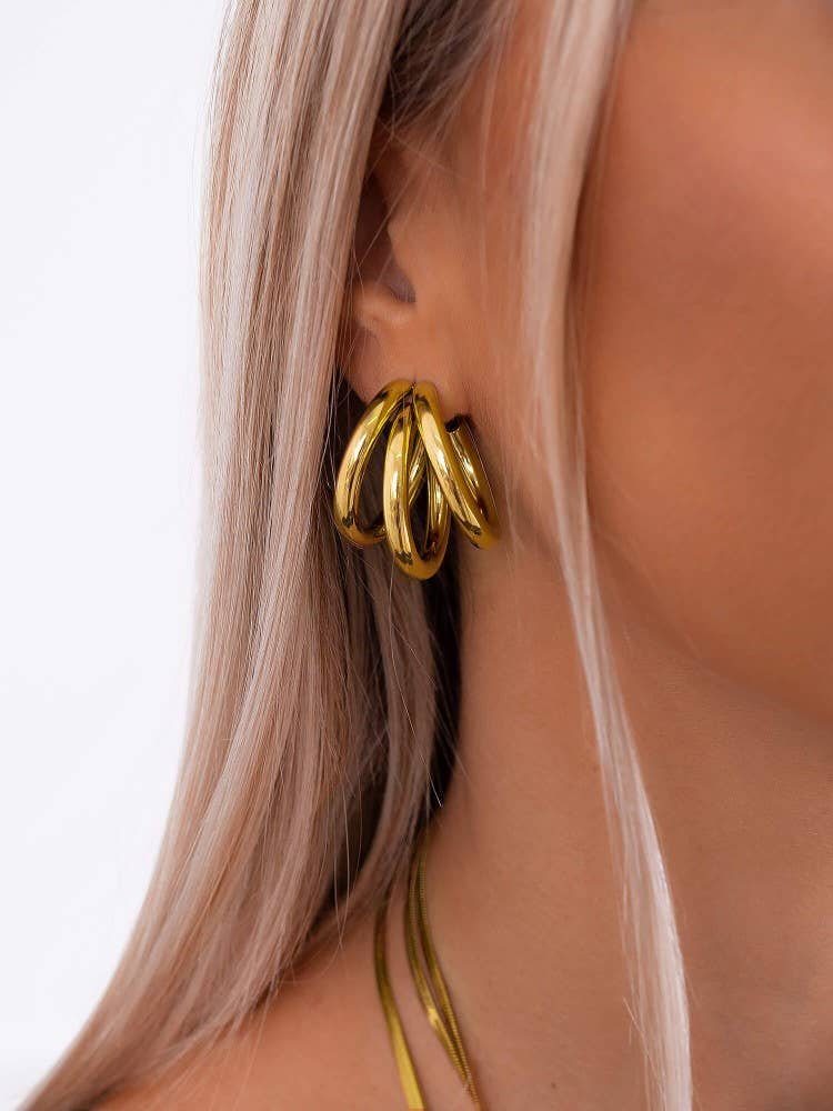 GOLD MEDIUM HOOP EARRINGS - TRIPLE