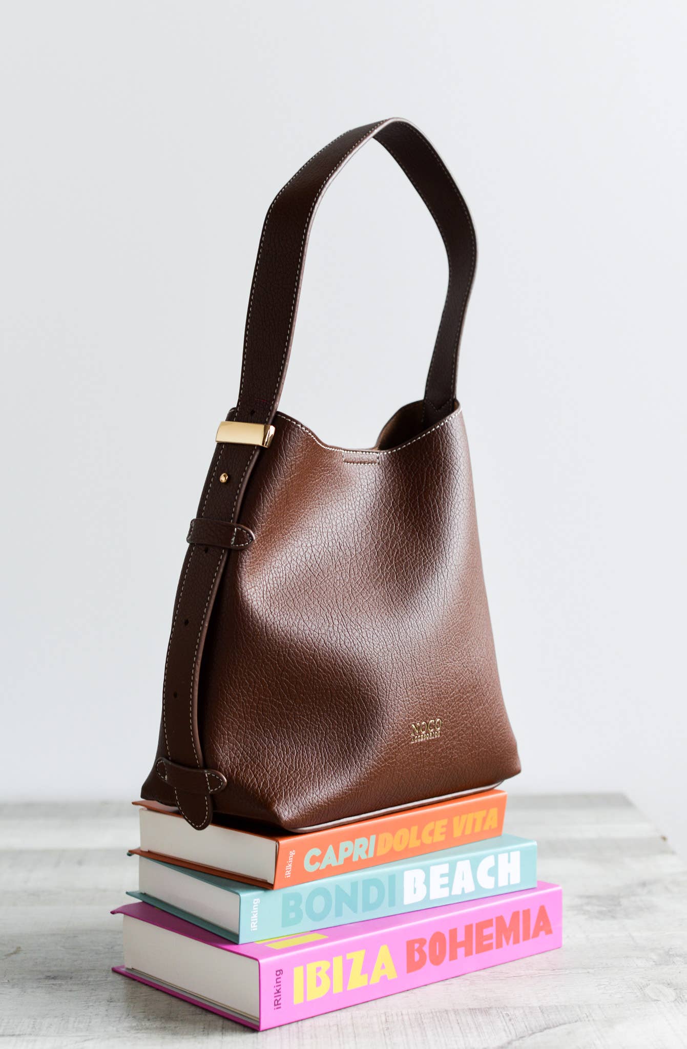 Hobo Vegan Leather Brown Regulator