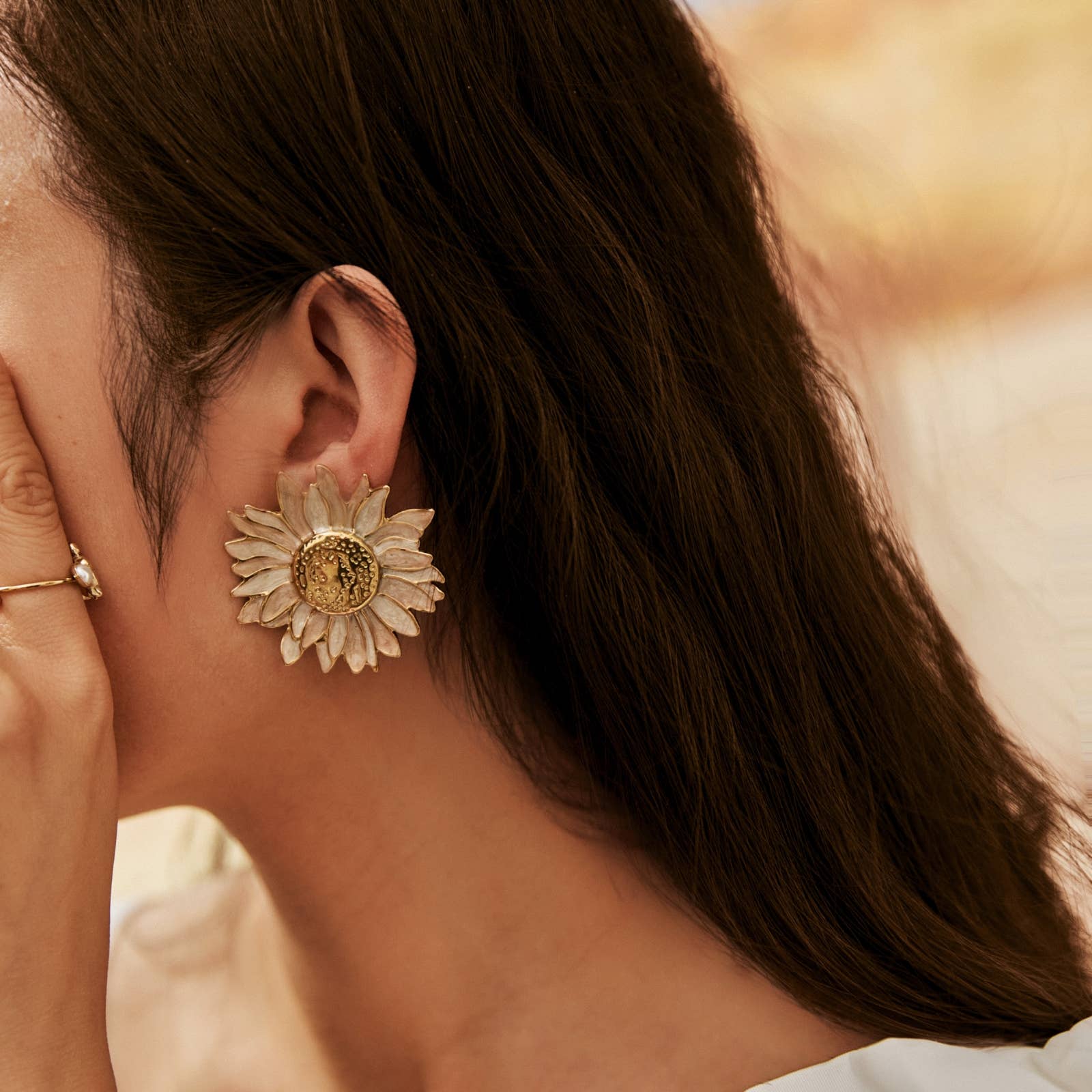 Earrings - Viviane: Beige