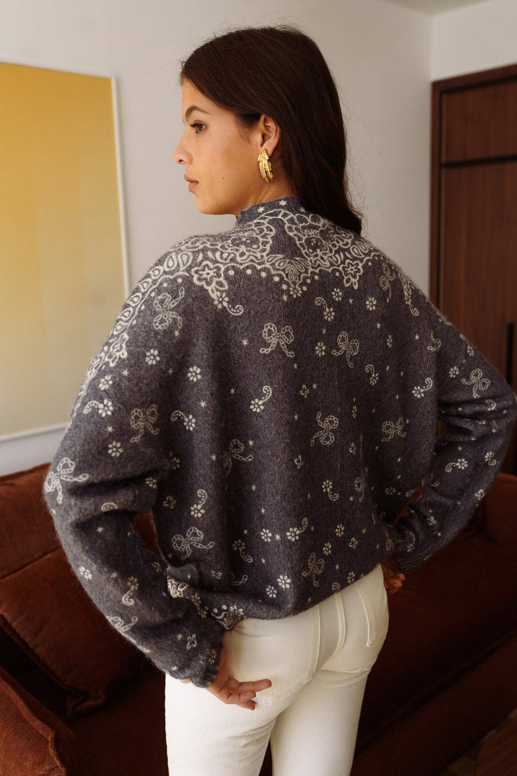 Azra :Dark Grey