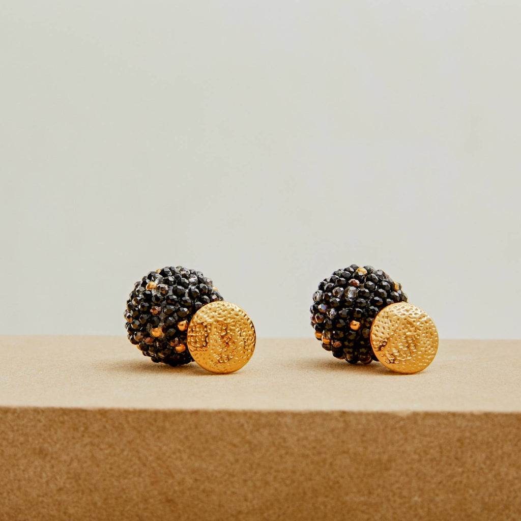Gemma - Drop Earrings: Black
