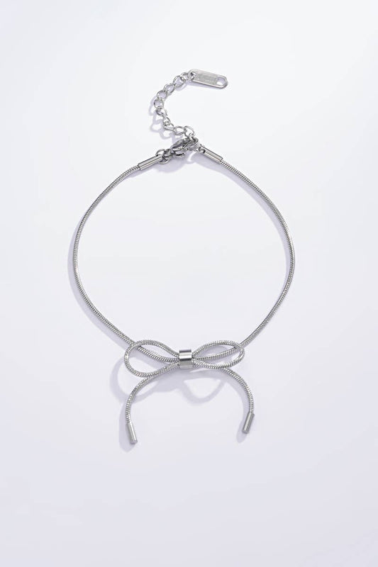 Stainless steel bow bracelet: Silver