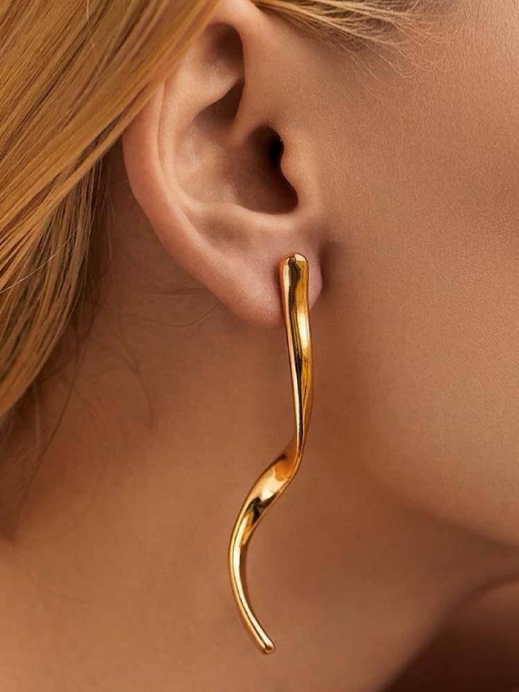 EARRINGS - CURVED LINES: Yellow Gold