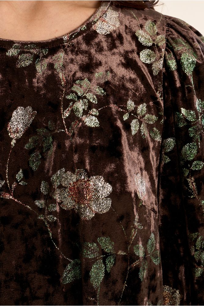 Velvet brown dress with floral motif