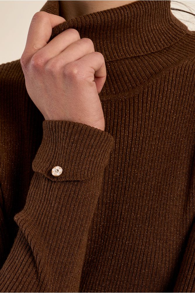 Ribbed turtleneck chocolate
