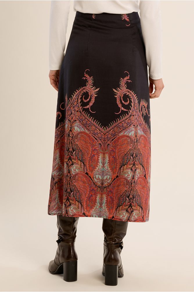 High waisted printed skirt in black