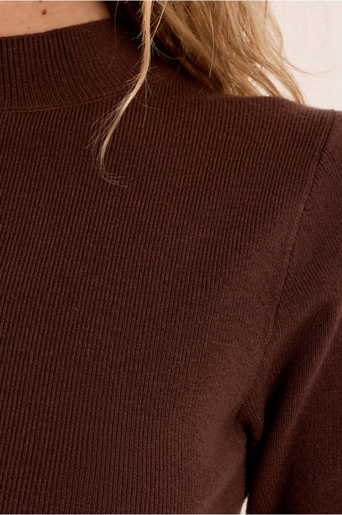 Turtleneck sweater chocolate