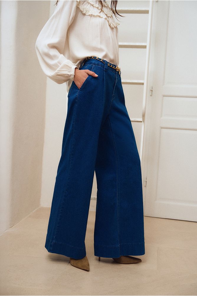 Wide leg denim