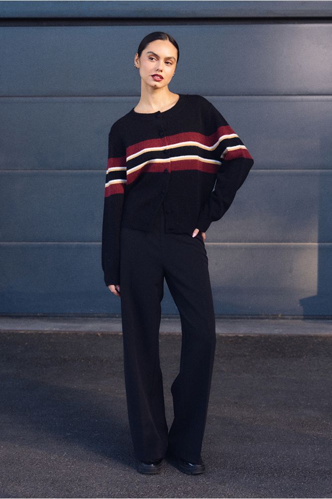 Knit cardi in black