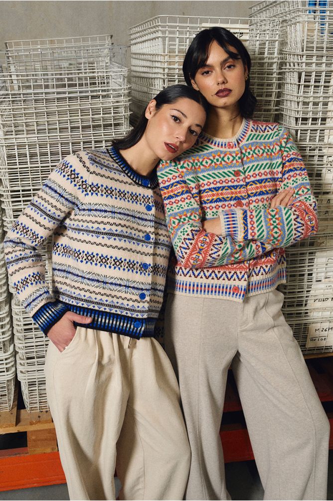 Knitted cardi in tybetan pattern multi red