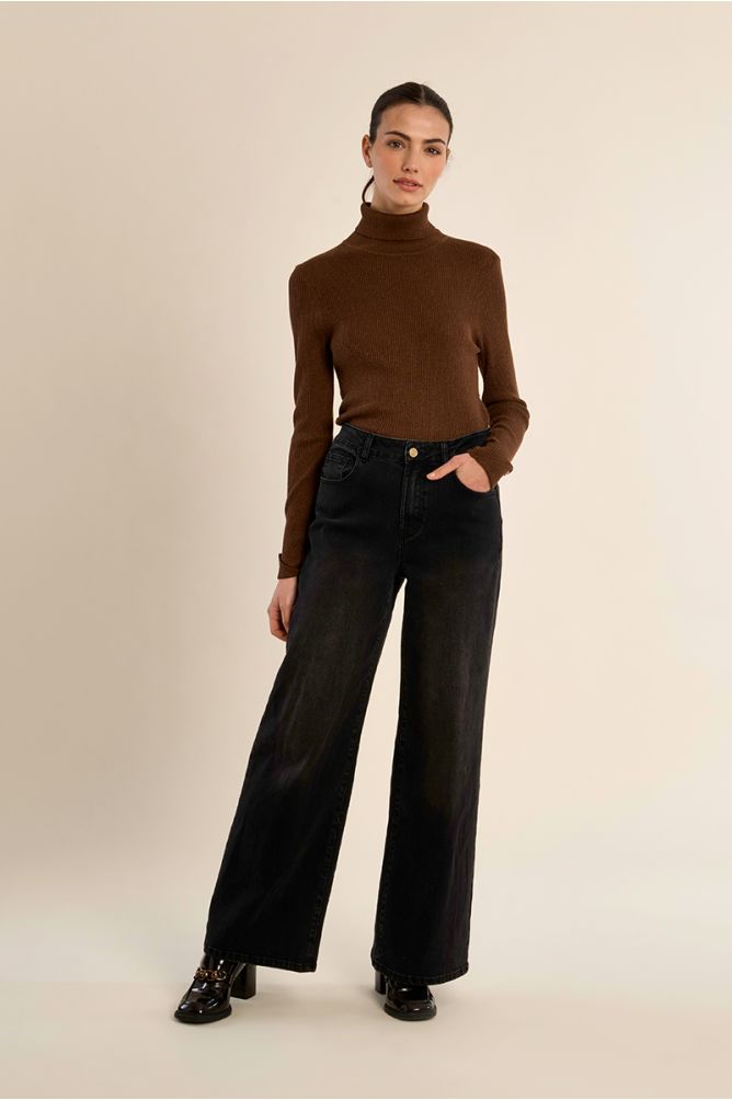Ribbed turtleneck chocolate