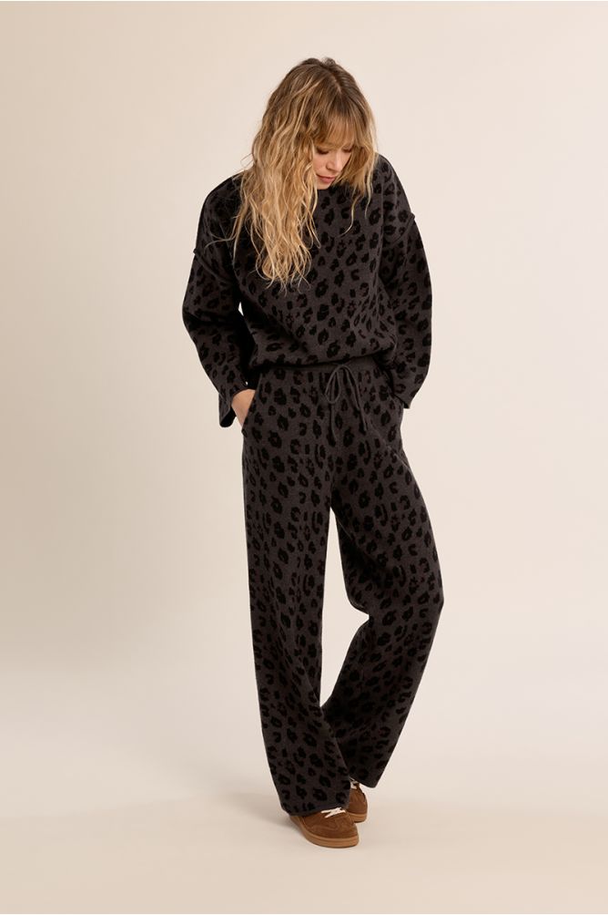 Knitted trouser leopard dark grey