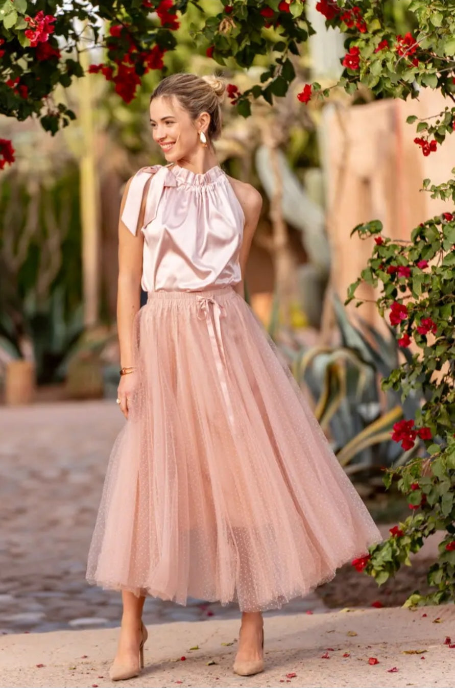 Satin Elisabeth top with bow at the collar pink