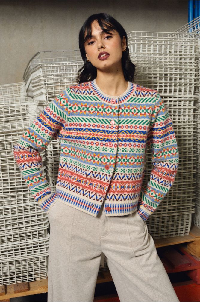 Knitted cardi in tybetan pattern multi red